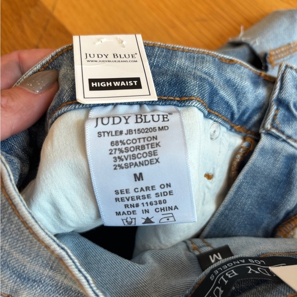 JUDY BLUE TUMMY CONTROL RAW HEM CUFF SHORTS NWT - Picture 7 of 7